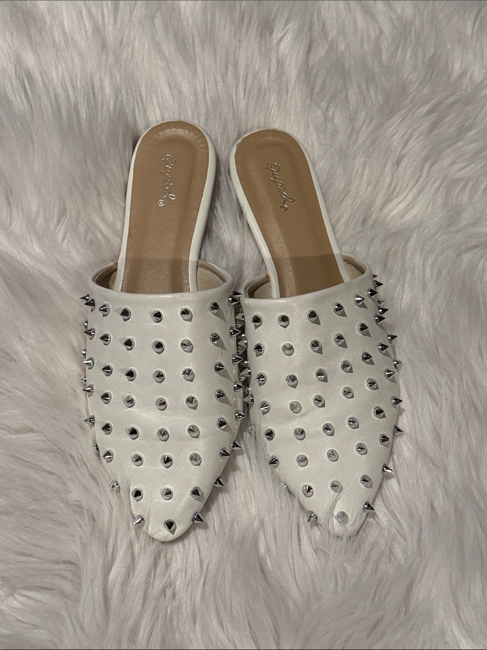 Qupid White Pointed Studded Slide Mules